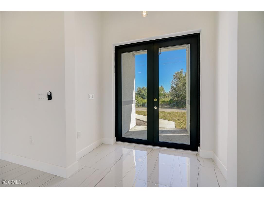 904 Asher Street E Lehigh Acres FL 33974 2025017507 image25