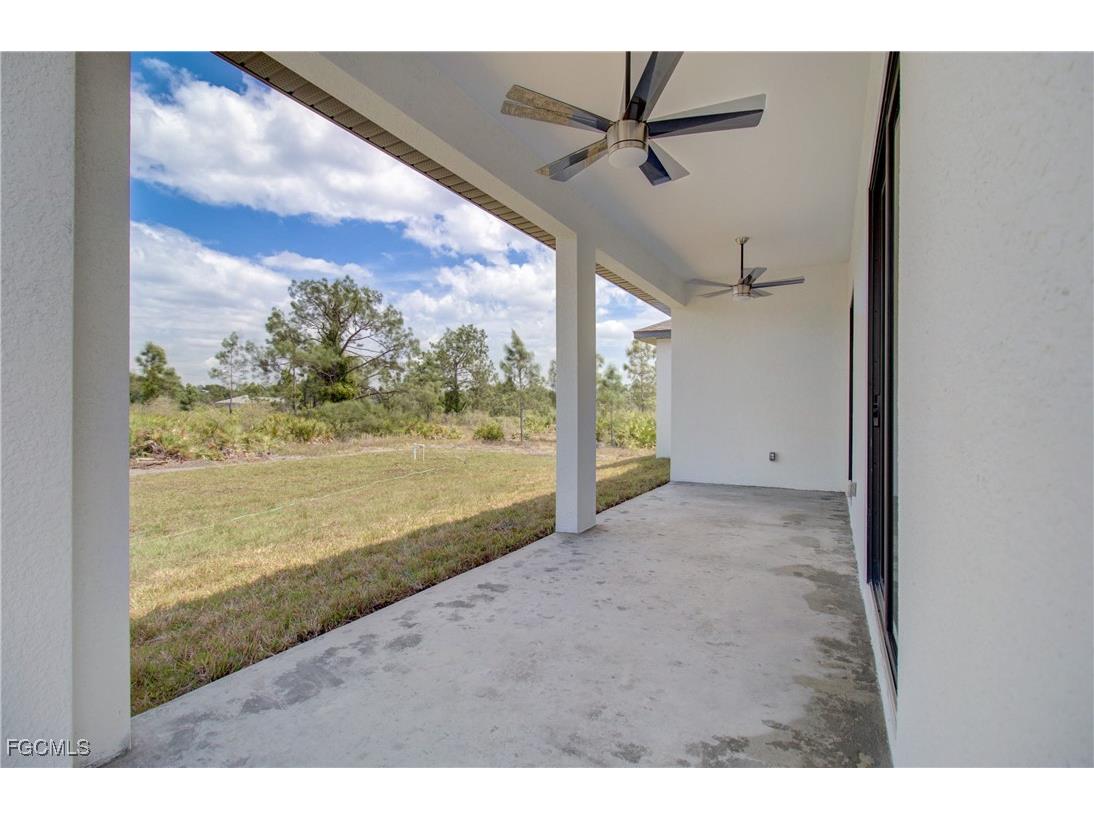 904 Asher Street E Lehigh Acres FL 33974 2025017507 image33