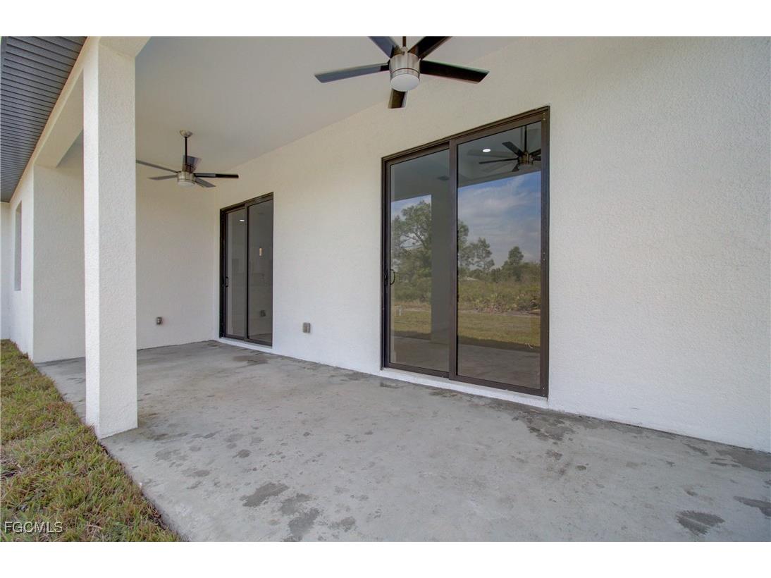 904 Asher Street E Lehigh Acres FL 33974 2025017507 image34