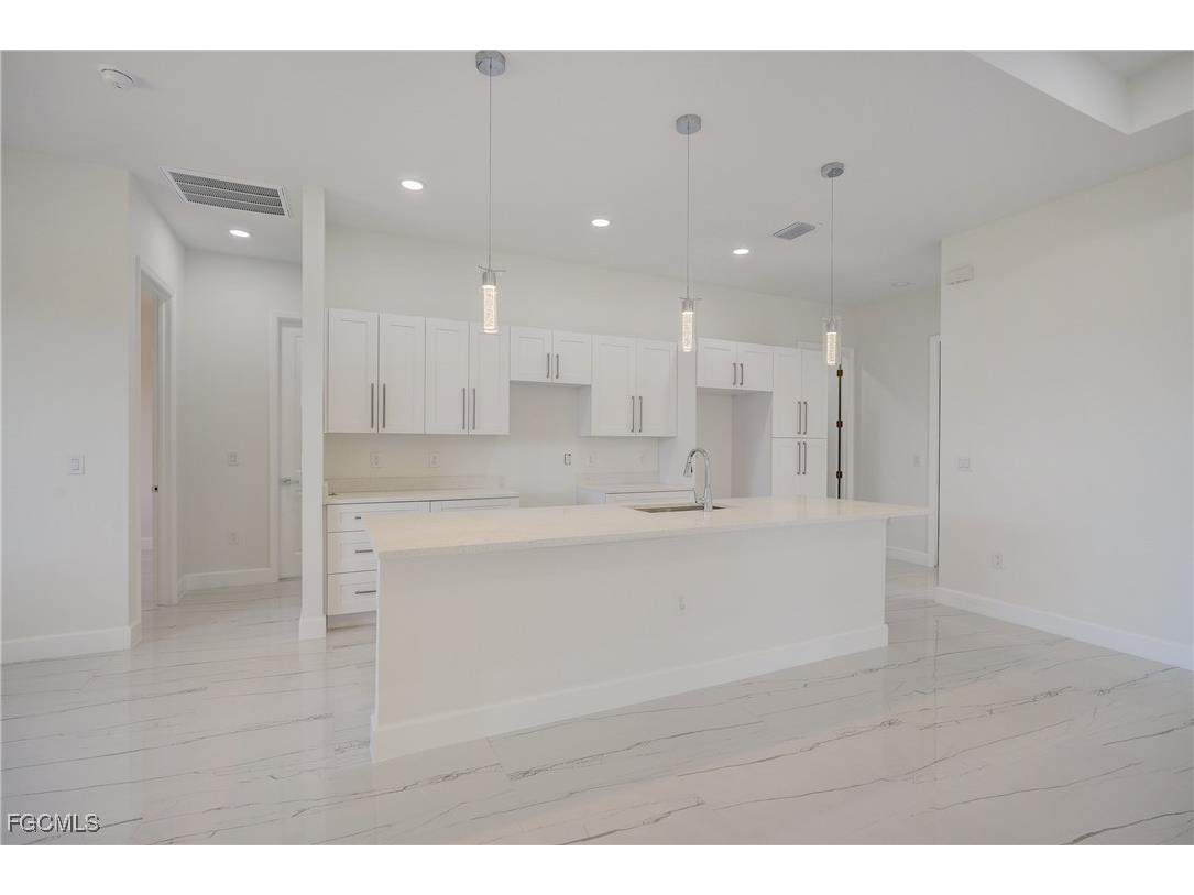 904 Asher Street E Lehigh Acres FL 33974 2025017507 image5