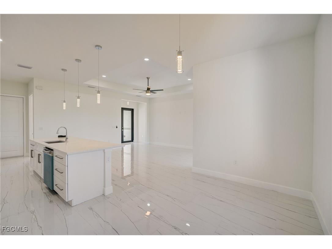 904 Asher Street E Lehigh Acres FL 33974 2025017507 image6