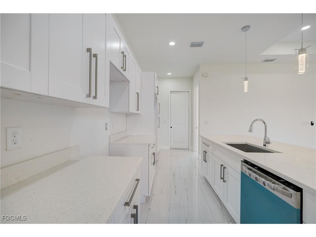 904 Asher Street E Lehigh Acres FL 33974 2025017507 image9