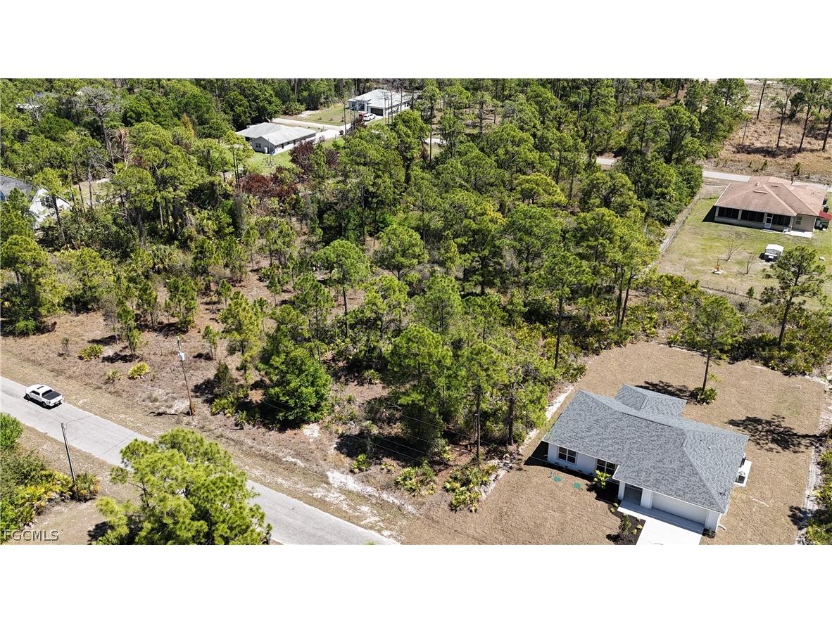 904 Clark Avenue Lehigh Acres FL 33972 2026013373 image2