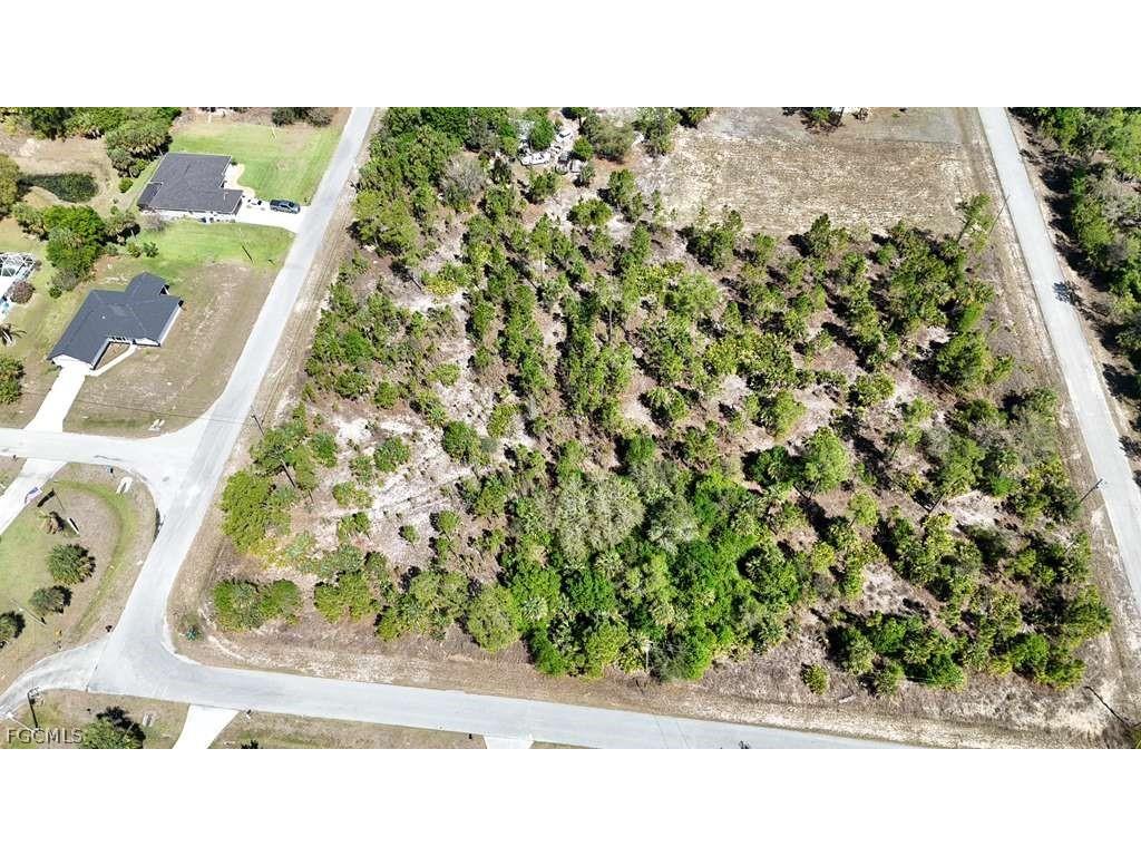 904 Dayton Avenue Lehigh Acres FL 33972 2026013136 image4