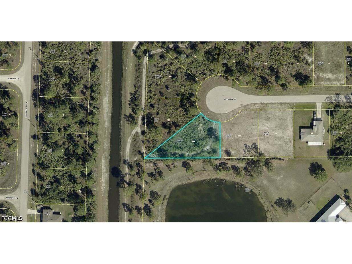904 Gleason Street Lehigh Acres FL 33974 2026015668 image1