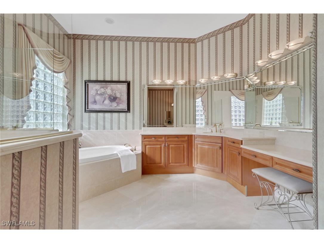 904 Glen Lake Circle Naples FL 34119 225081571 image13