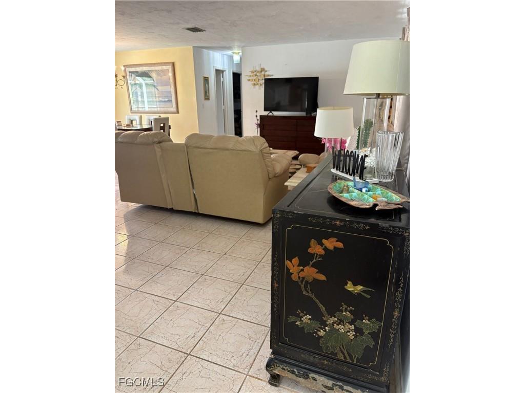 904 Jefferson Avenue Lehigh Acres FL 33936 2025008550 image4