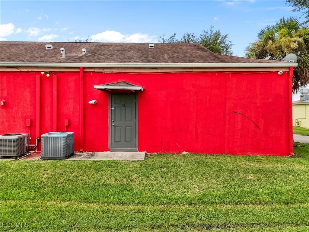 904 Lee Boulevard #111 Lehigh Acres FL 33936 2025008165 image13