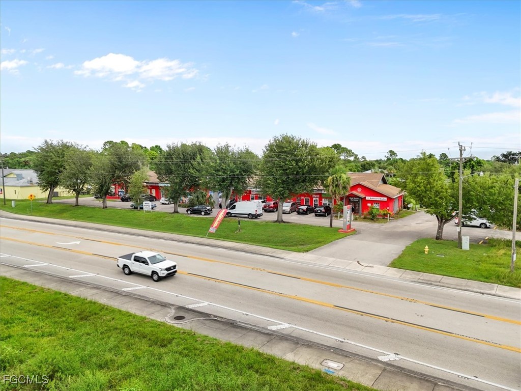 904 Lee Boulevard #111 Lehigh Acres FL 33936 2025008165 image16