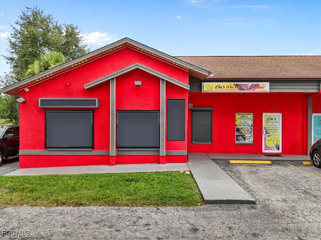 904 Lee Boulevard #111 Lehigh Acres FL 33936 2025008165 image2