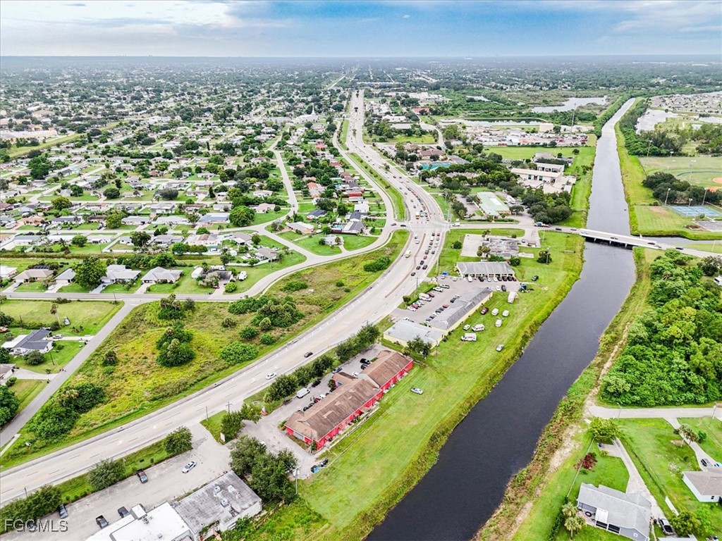 904 Lee Boulevard #111 Lehigh Acres FL 33936 2025008165 image20