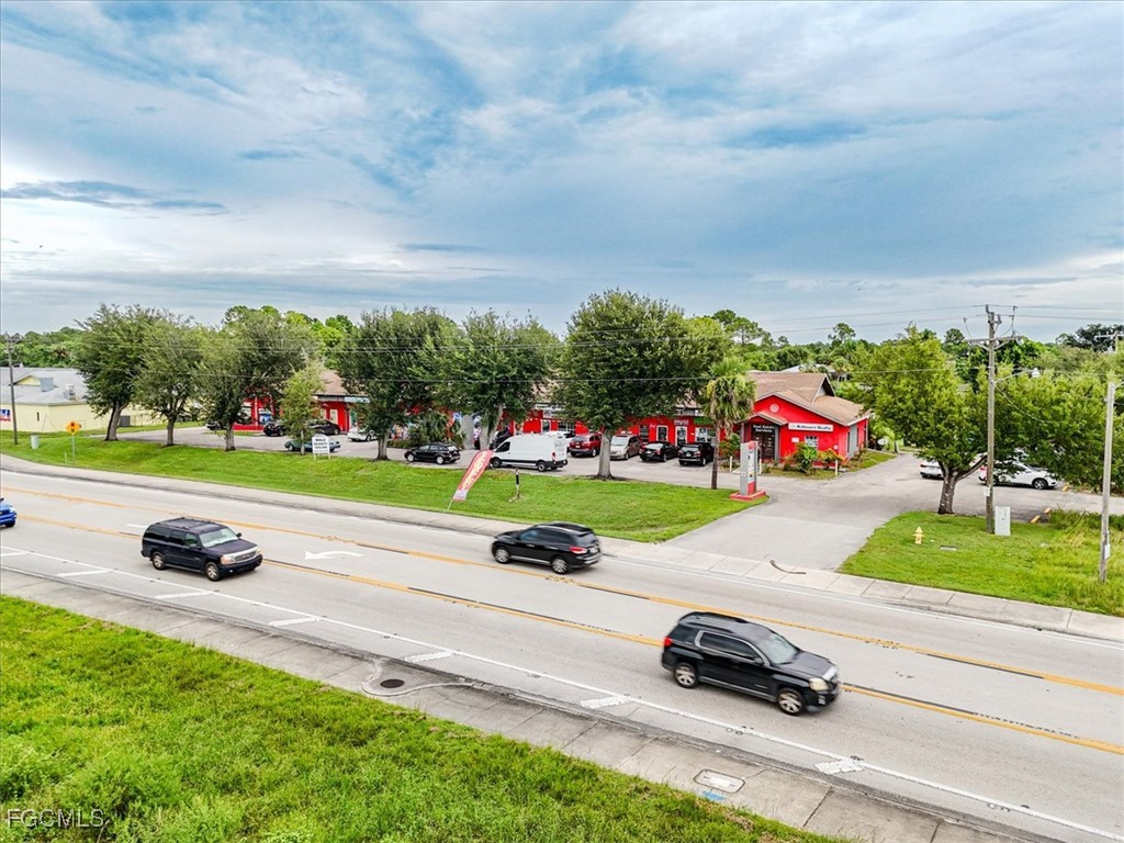 904 Lee Boulevard #111 Lehigh Acres FL 33936 2025008165 image25