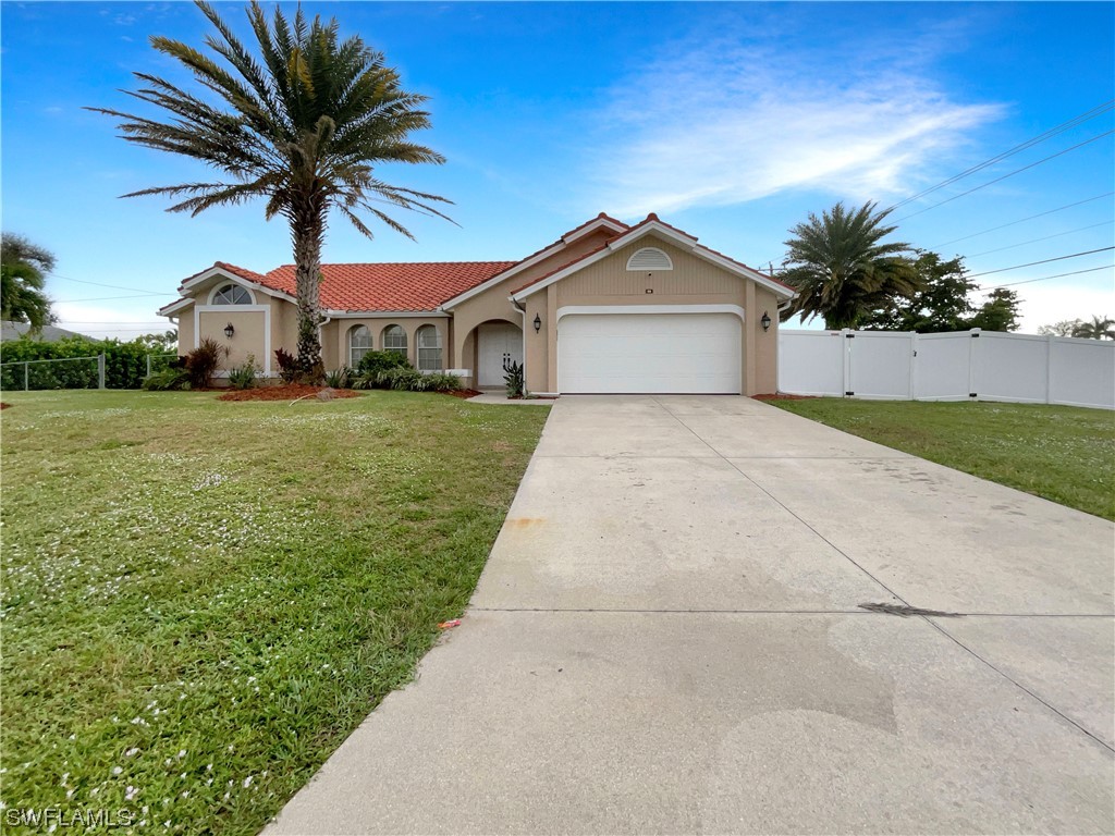 904 SE 30th Lane Cape Coral FL 33904 223086183 image1