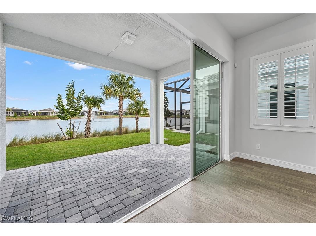 9040 Mayreau Way Naples FL 34114 224005323 image1