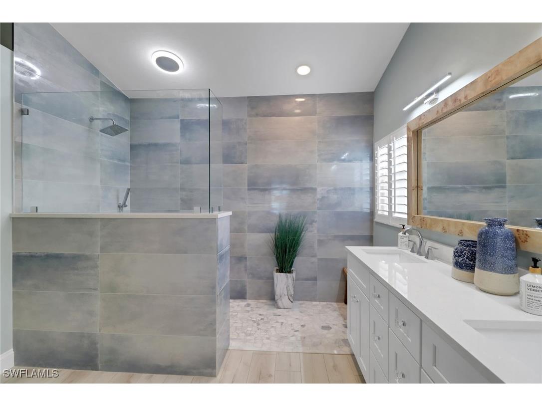 9040 Old Hickory Circle Fort Myers FL 33912 226001731 image4