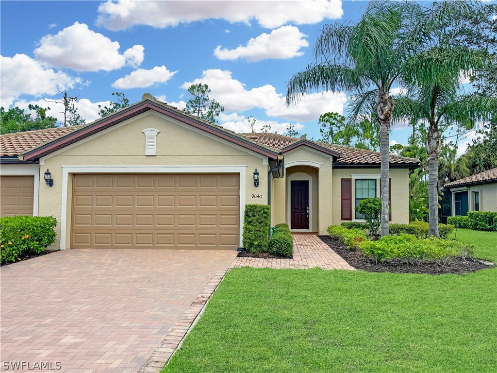 9040 Triangle Palm Lane Fort Myers FL 33913 224054891 image1