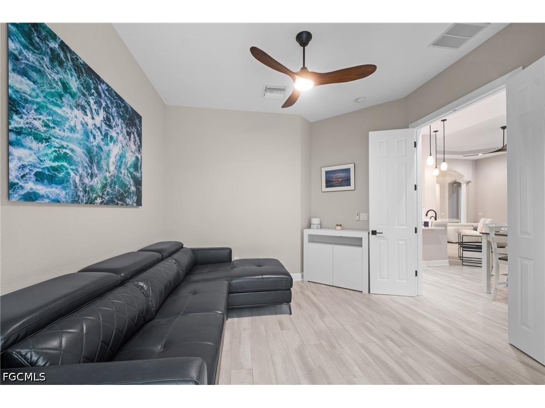 9042 Bronco Court Naples FL 34113 2026025991 image11