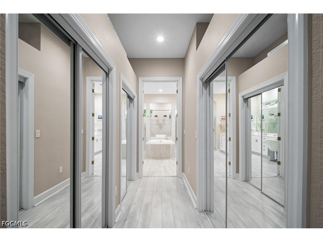 9042 Bronco Court Naples FL 34113 2026025991 image17