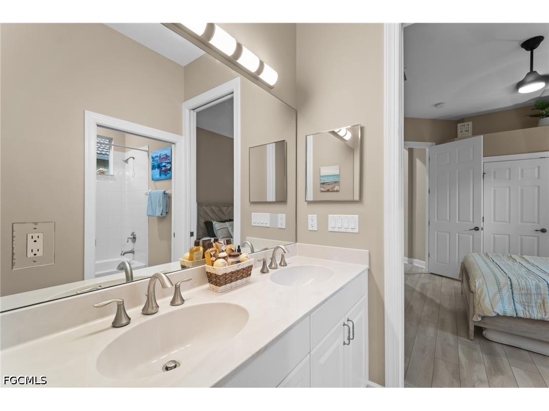 9042 Bronco Court Naples FL 34113 2026025991 image23