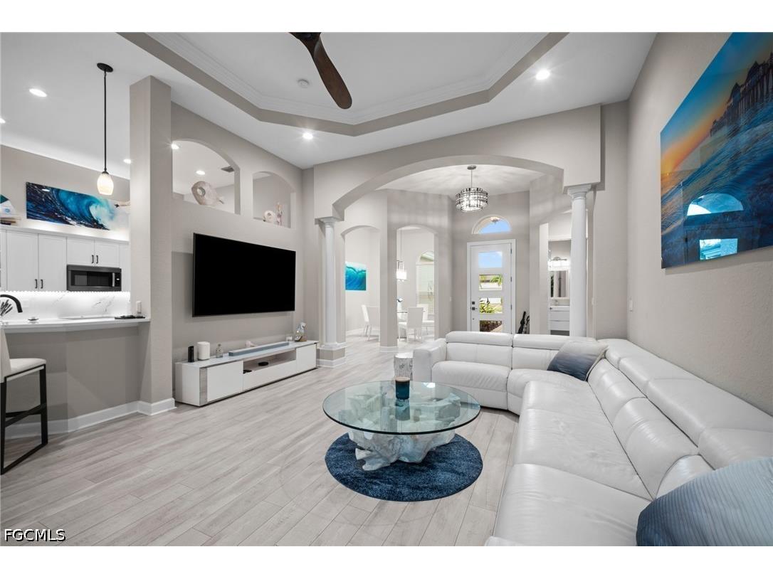 9042 Bronco Court Naples FL 34113 2026025991 image6