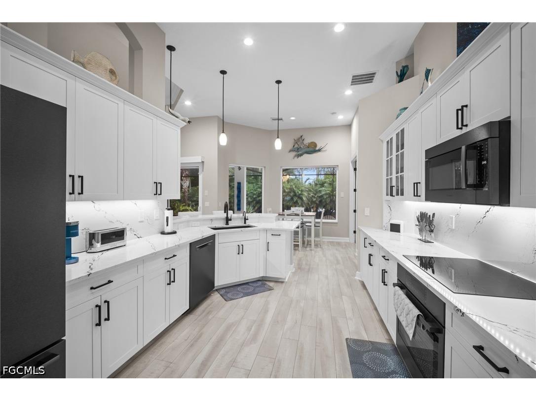 9042 Bronco Court Naples FL 34113 2026025991 image9