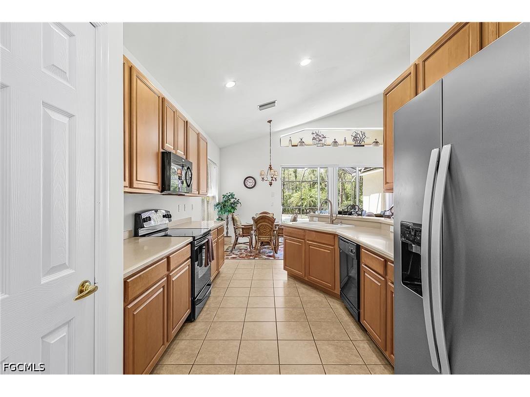9044 Shadow Glen Way Fort Myers FL 33913 2026020223 image14