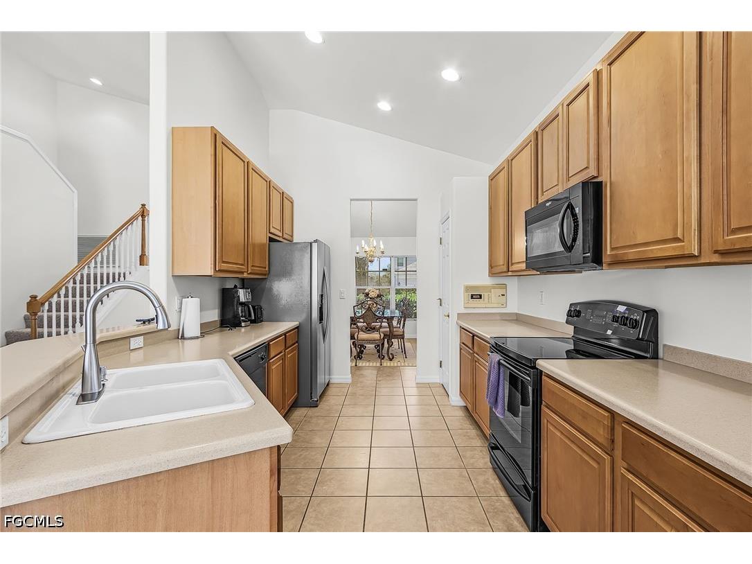 9044 Shadow Glen Way Fort Myers FL 33913 2026020223 image3