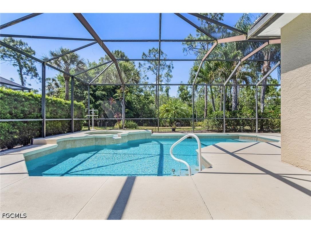 9044 Shadow Glen Way Fort Myers FL 33913 2026020223 image4