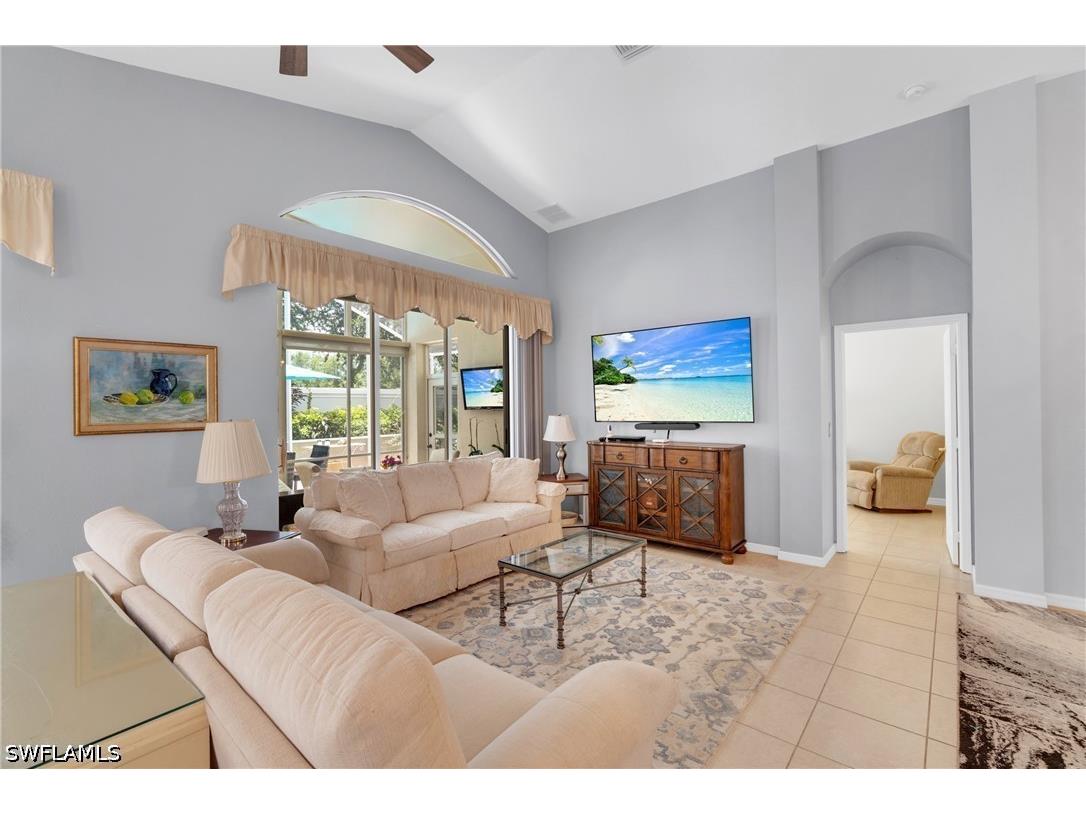 9044 Springview Loop Estero FL 33928 226024326 image10
