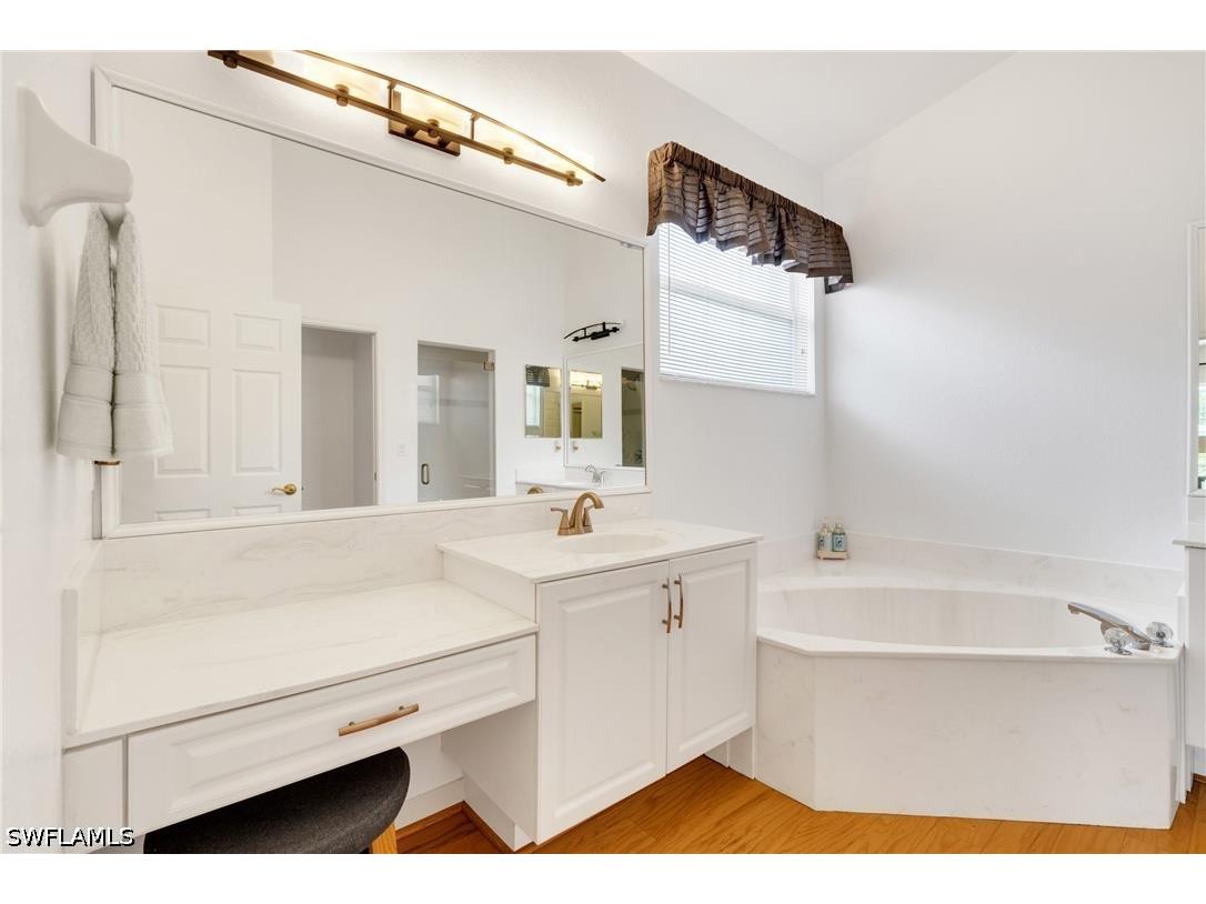 9044 Springview Loop Estero FL 33928 226024326 image14