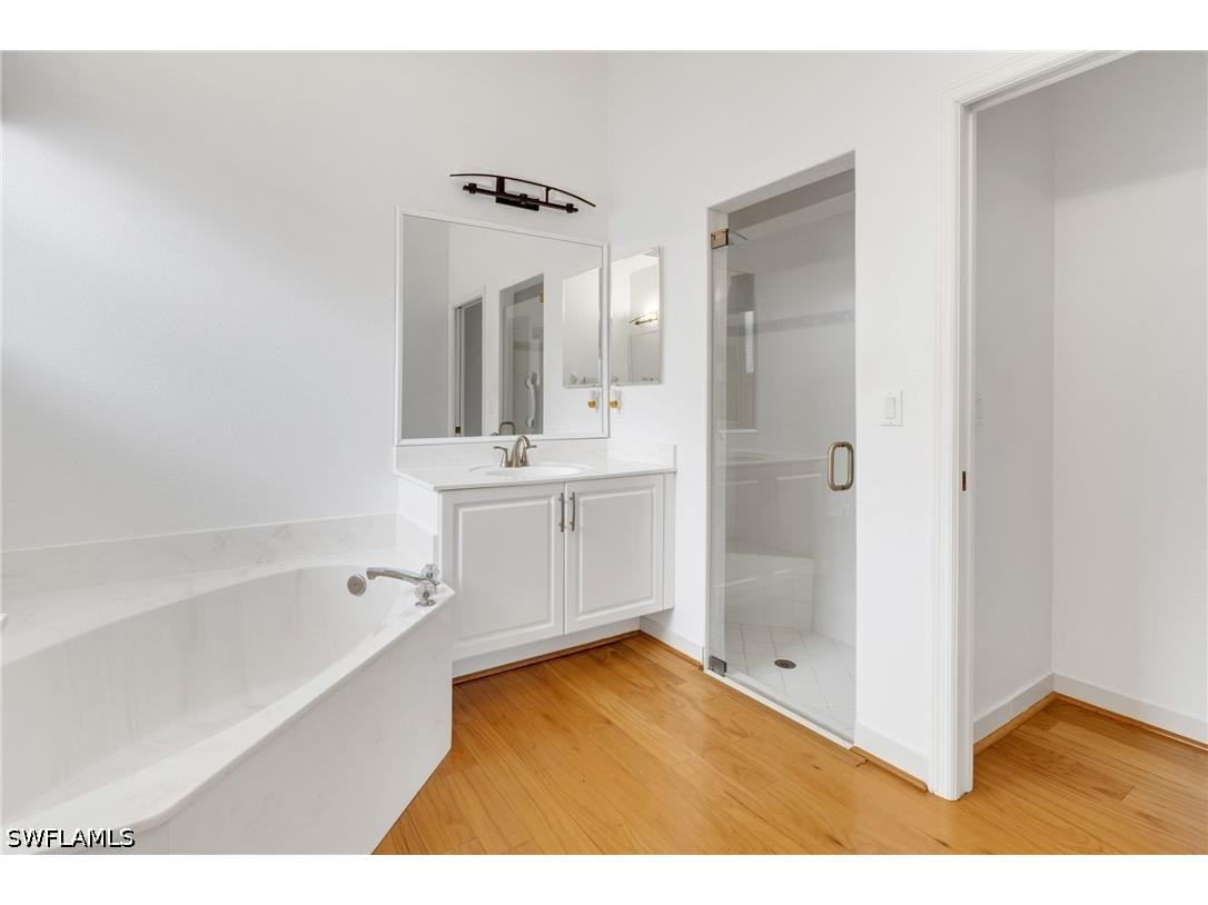 9044 Springview Loop Estero FL 33928 226024326 image15