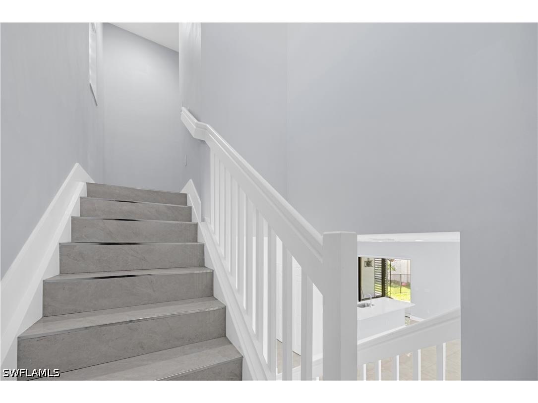 9045 Madrid Circle Naples FL 34104 226011924 image21