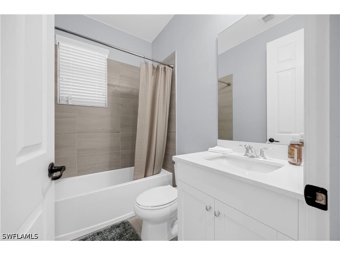 9045 Madrid Circle Naples FL 34104 226011924 image24