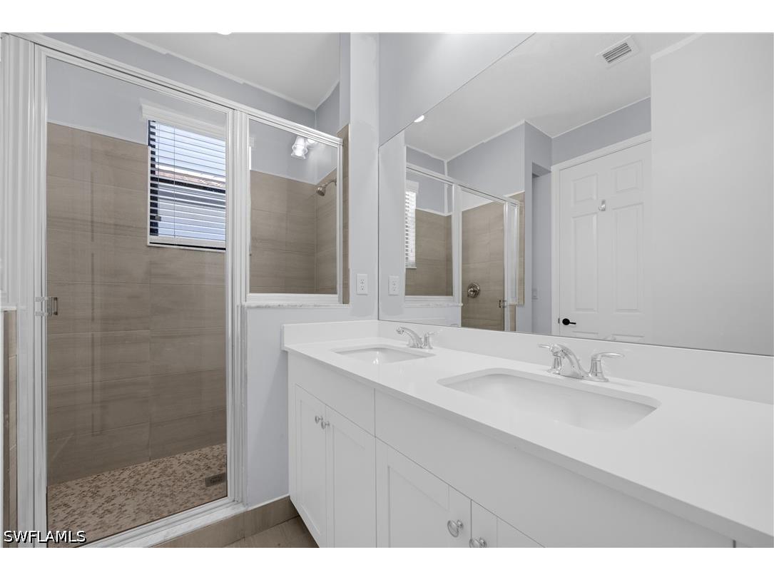 9045 Madrid Circle Naples FL 34104 226011924 image33