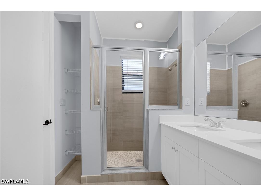 9045 Madrid Circle Naples FL 34104 226011924 image34