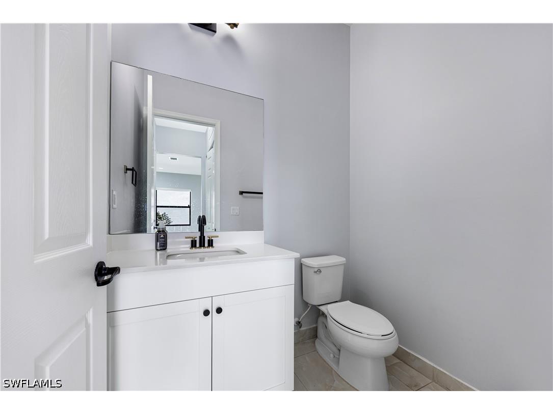 9045 Madrid Circle Naples FL 34104 226011924 image39