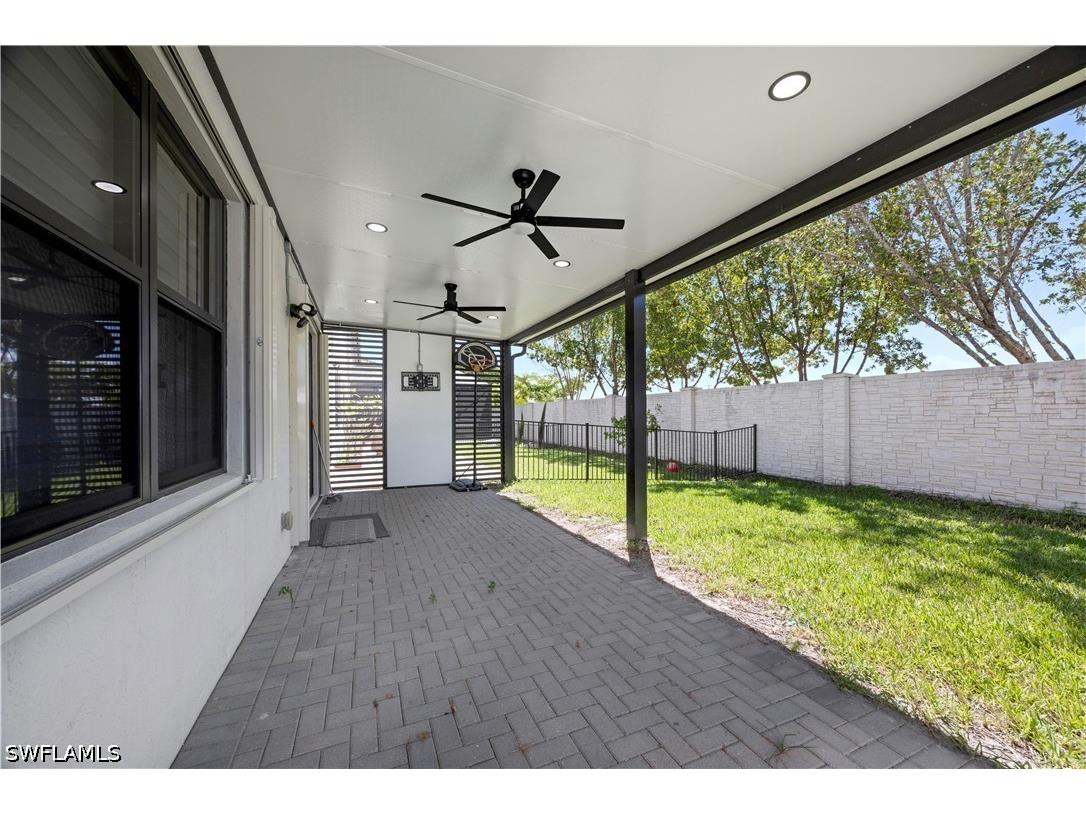 9045 Madrid Circle Naples FL 34104 226011924 image42
