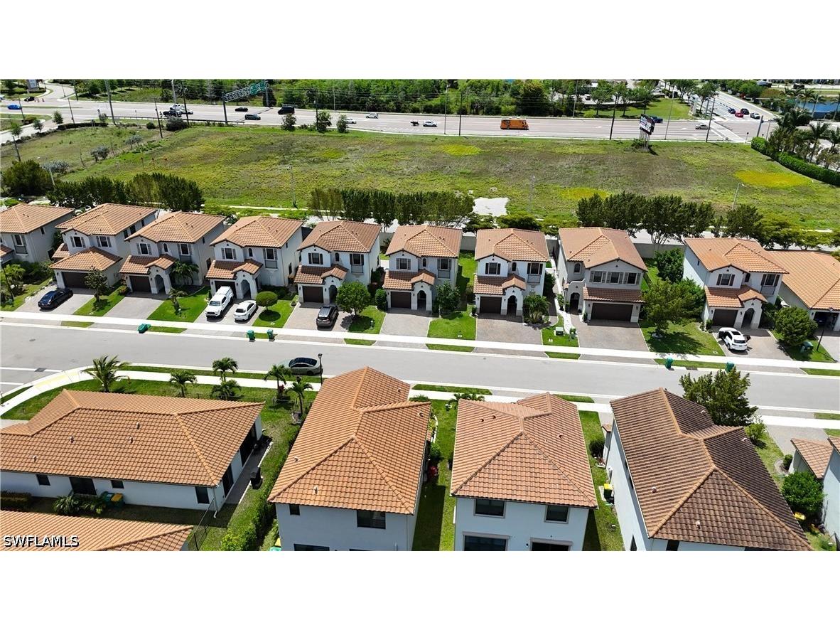 9045 Madrid Circle Naples FL 34104 226011924 image5