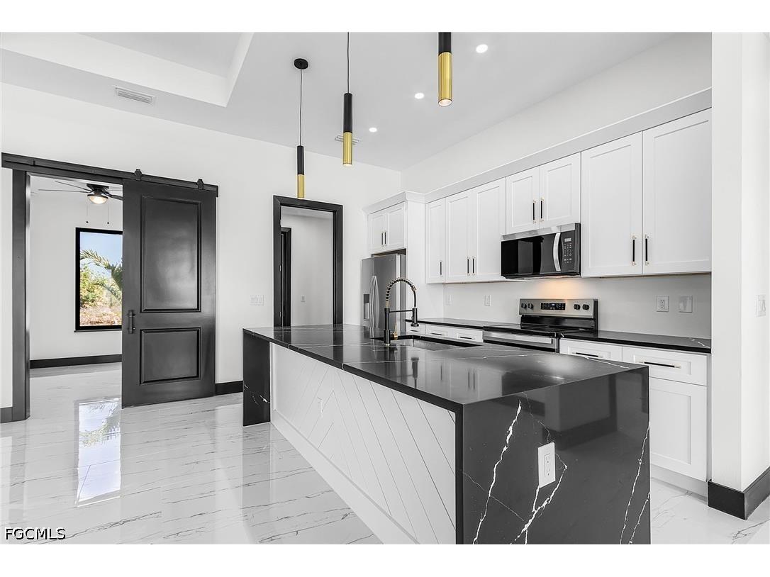 9045 W Broad Circle Labelle FL 33935 2026020076 image6