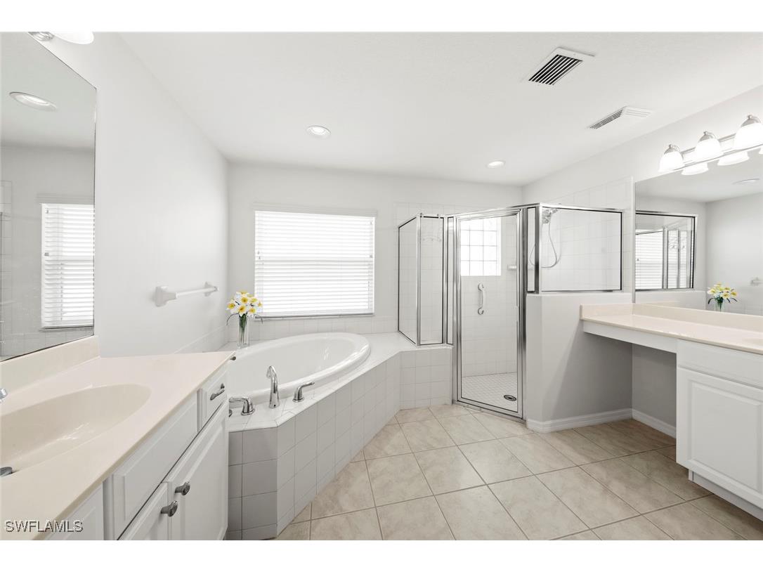 9046 Astonia Way Estero FL 33967 225040260 image24