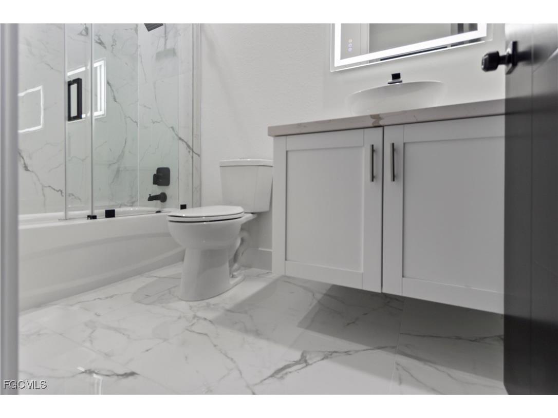 9047 Maywood Circle Labelle FL 33935 2025004374 image15