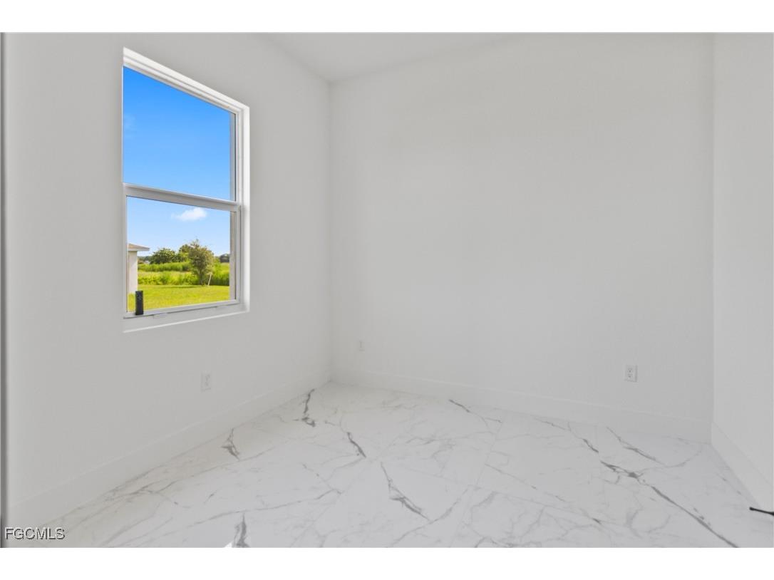 9047 Maywood Circle Labelle FL 33935 2025004374 image16