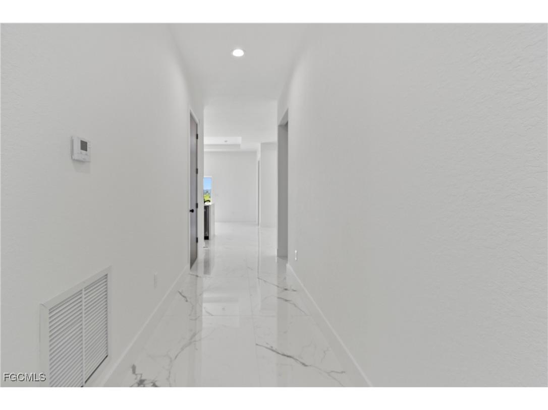 9047 Maywood Circle Labelle FL 33935 2025004374 image19