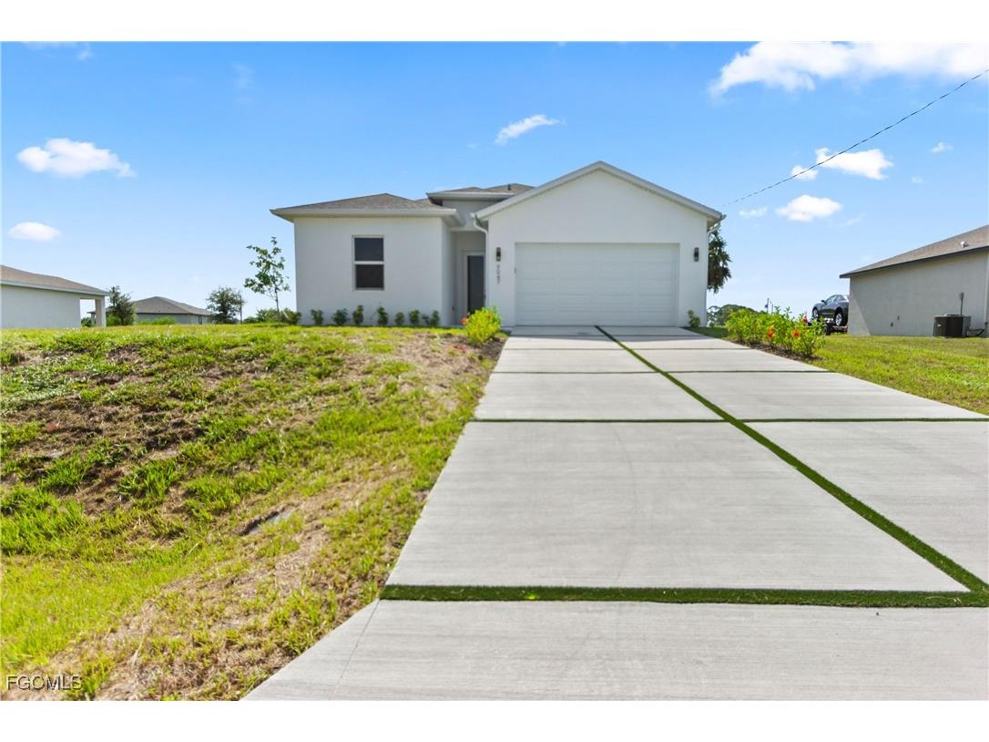 9047 Maywood Circle Labelle FL 33935 2025004374 image2