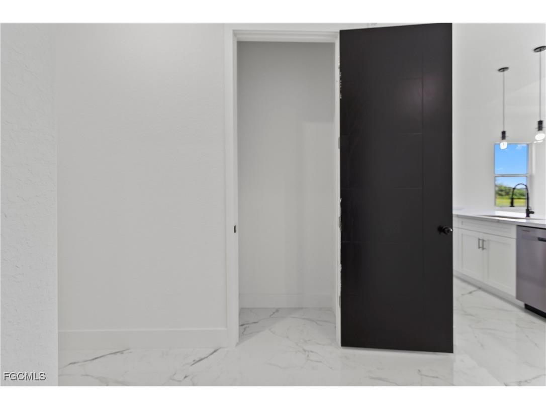 9047 Maywood Circle Labelle FL 33935 2025004374 image21