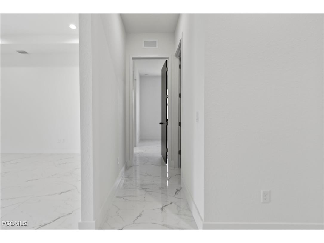 9047 Maywood Circle Labelle FL 33935 2025004374 image22