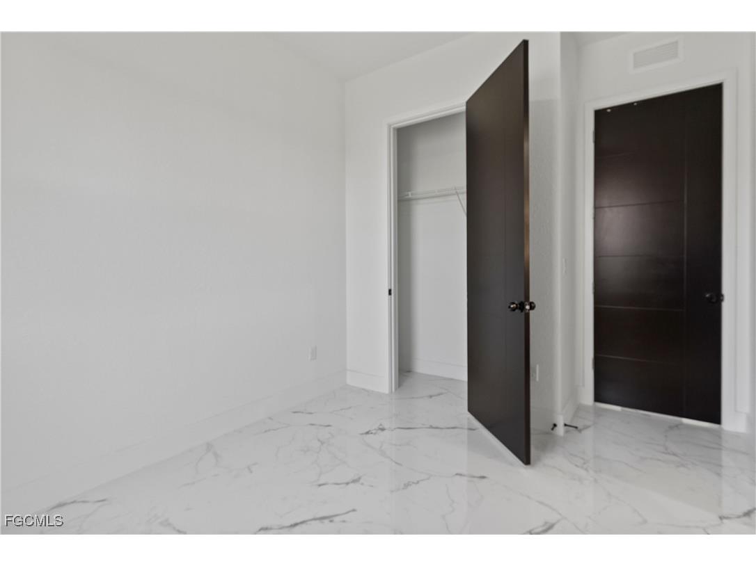 9047 Maywood Circle Labelle FL 33935 2025004374 image28