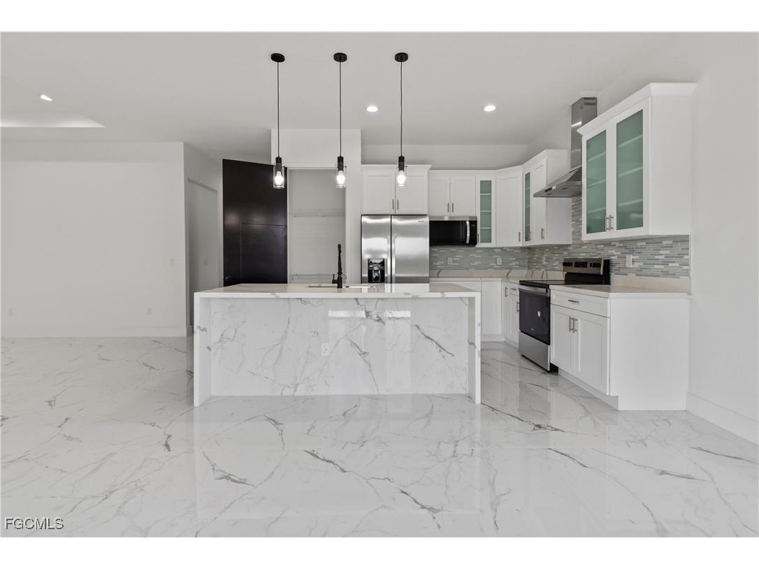 9047 Maywood Circle Labelle FL 33935 2025004374 image31