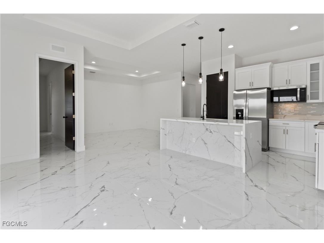 9047 Maywood Circle Labelle FL 33935 2025004374 image38