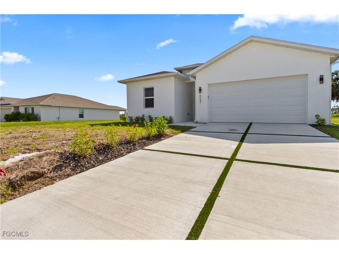 9047 Maywood Circle Labelle FL 33935 2025004374 image4